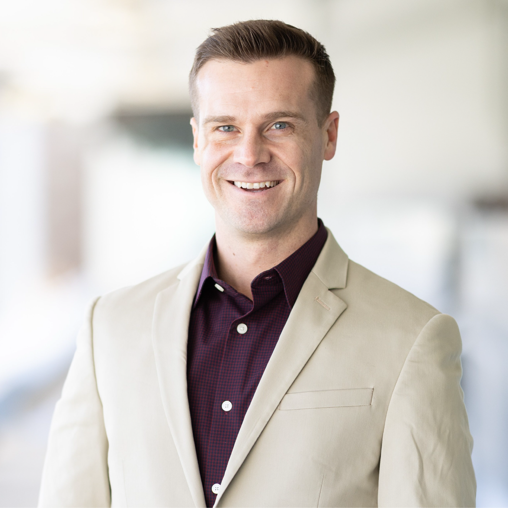 Daniel Nester headshot
